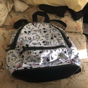 Misplaced 🍎COPY - Disney Small Backpack- 530 $30 or $25 w/offer